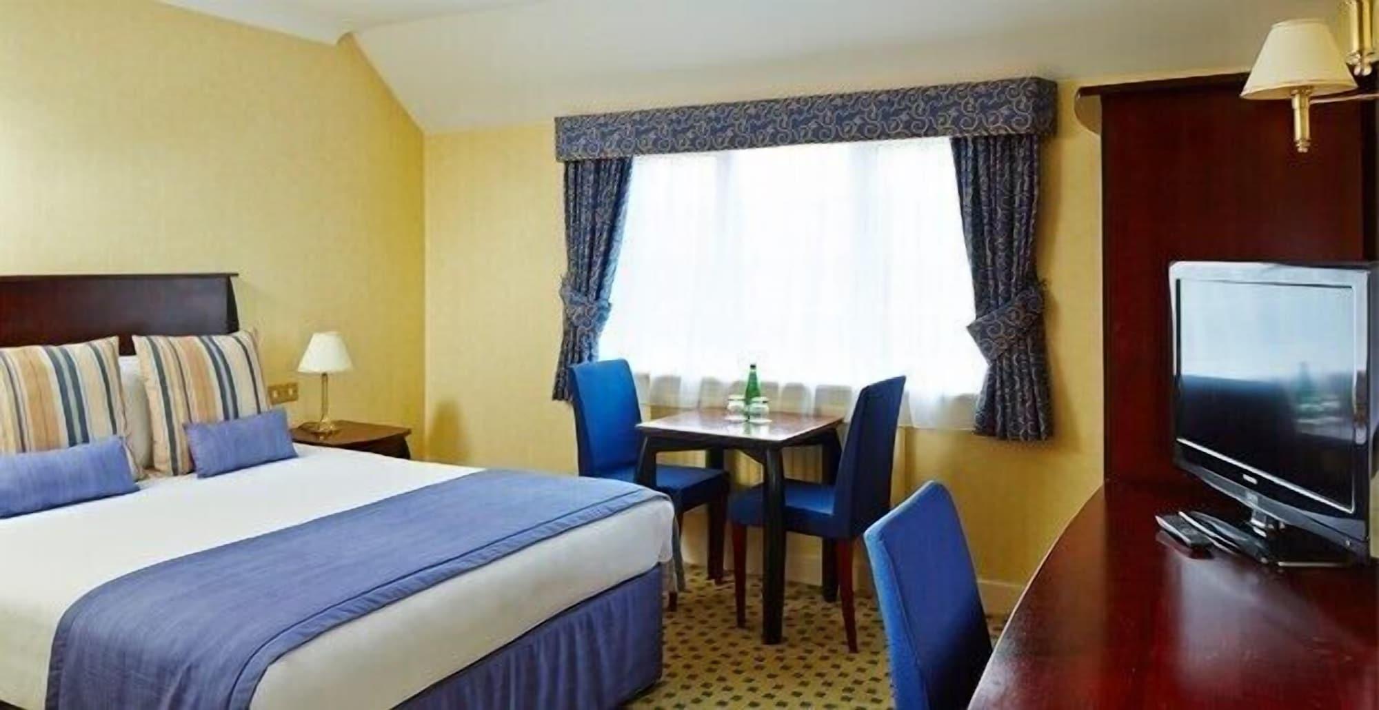 Basingstoke Country Hotel & Spa Hook  Esterno foto