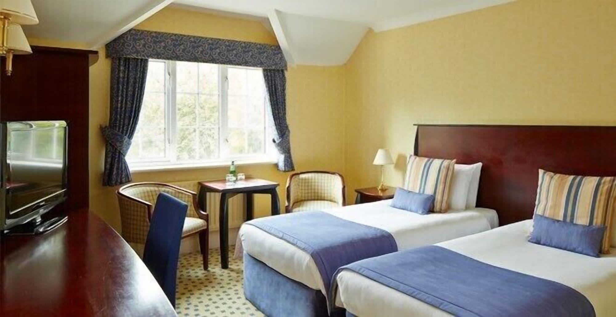 Basingstoke Country Hotel & Spa Hook  Esterno foto