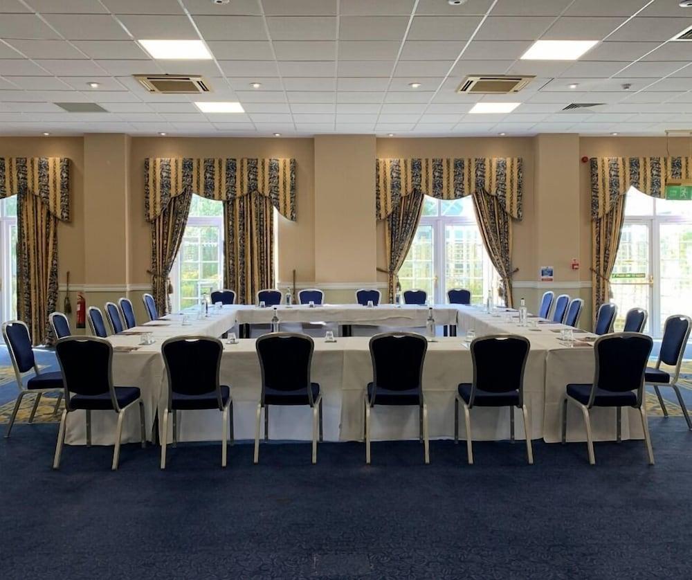 Basingstoke Country Hotel & Spa Hook  Esterno foto