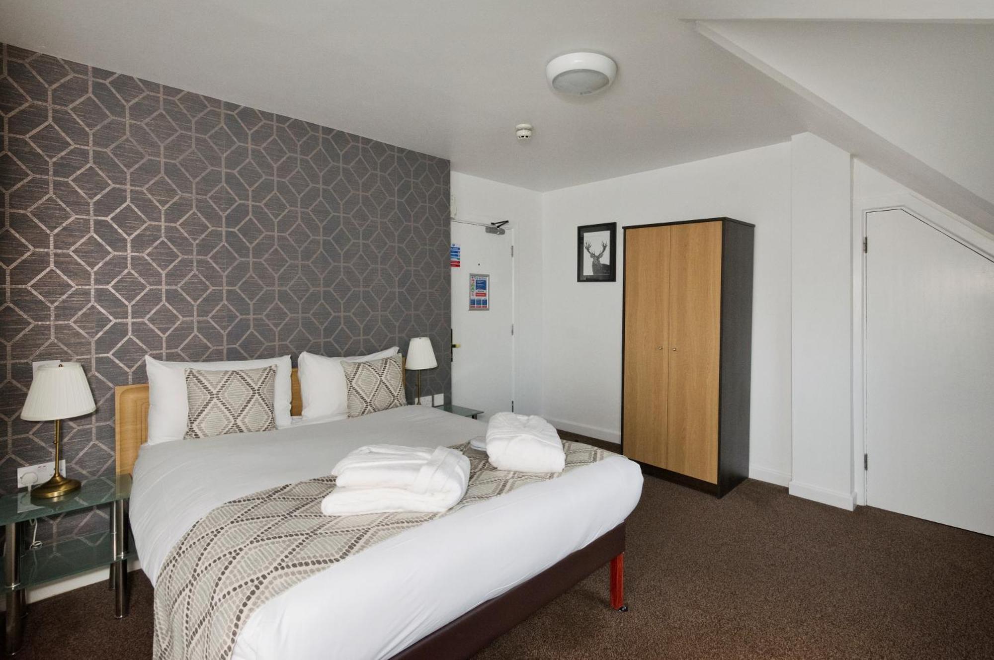Basingstoke Country Hotel & Spa Hook  Esterno foto